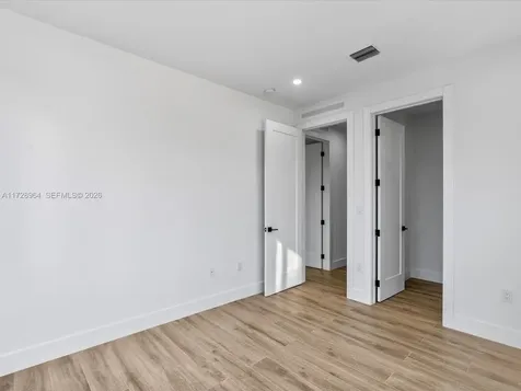 2285 SW 17th Terrace Miami FL 33145