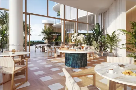 5333 Collins Avenue Miami Beach FL 33140