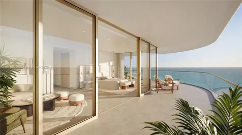 5333 Collins Avenue Miami Beach FL 33140