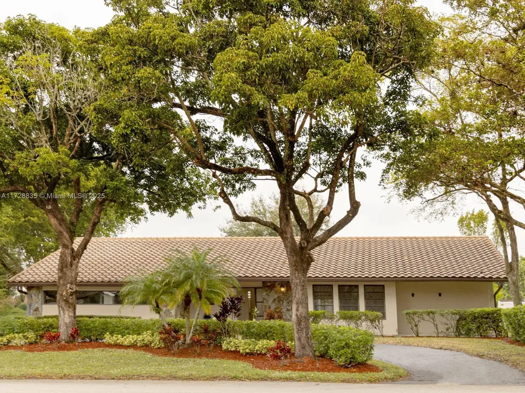 8491 Gatehouse Road Plantation FL 33324