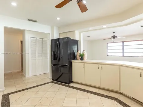 8491 Gatehouse Road Plantation FL 33324