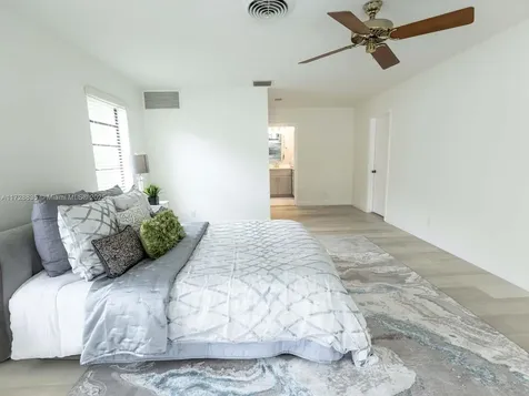 8491 Gatehouse Road Plantation FL 33324