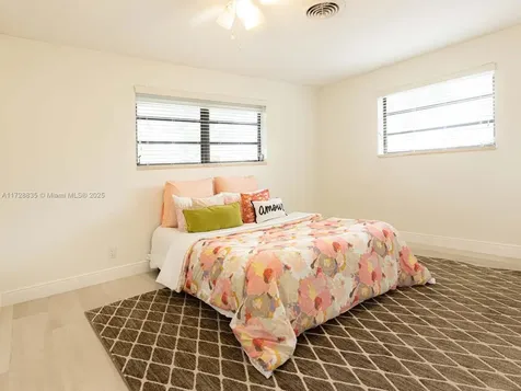 8491 Gatehouse Road Plantation FL 33324