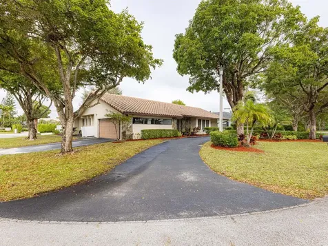 8491 Gatehouse Road Plantation FL 33324