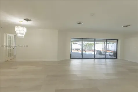 8491 Gatehouse Road Plantation FL 33324