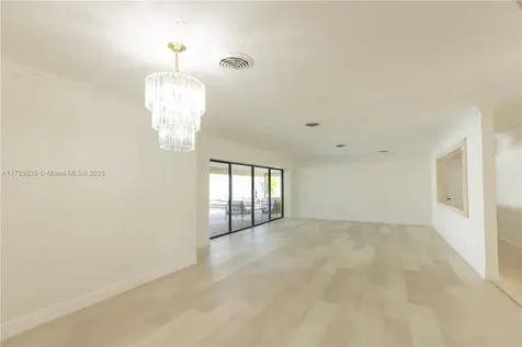 8491 Gatehouse Road Plantation FL 33324