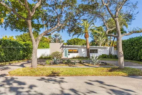 1965 Alamanda Drive North Miami FL 33181