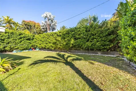 1965 Alamanda Drive North Miami FL 33181