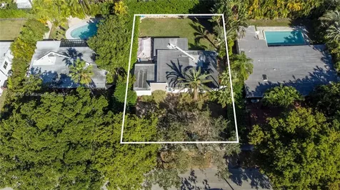 1965 Alamanda Drive North Miami FL 33181