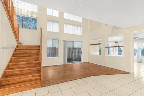 10024 NW 5th Street Plantation FL 33324
