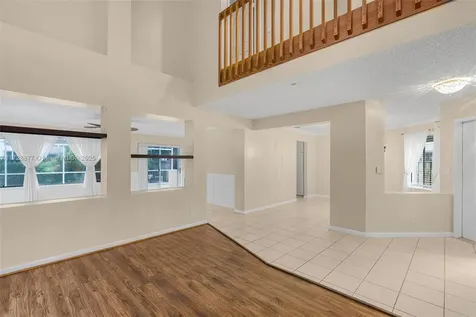10024 NW 5th Street Plantation FL 33324
