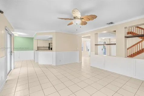 10024 NW 5th Street Plantation FL 33324