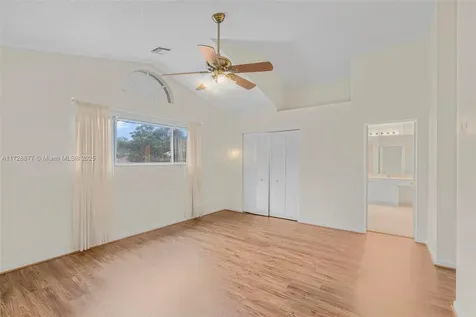 10024 NW 5th Street Plantation FL 33324