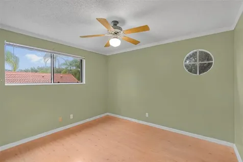 10024 NW 5th Street Plantation FL 33324