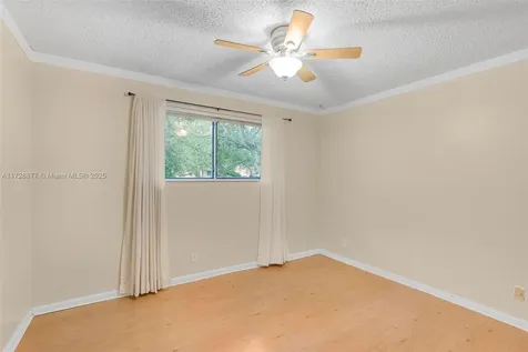 10024 NW 5th Street Plantation FL 33324