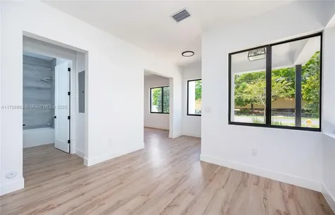 6650 SW 84th Street Miami FL 33143