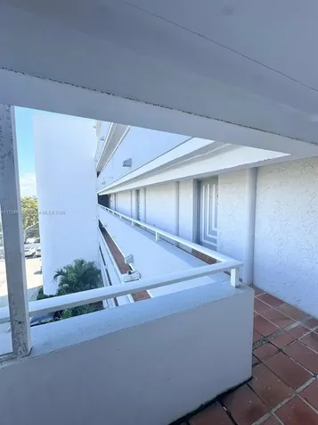 1650 NE 115th Street Miami FL 33181