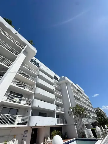1650 NE 115th Street Miami FL 33181