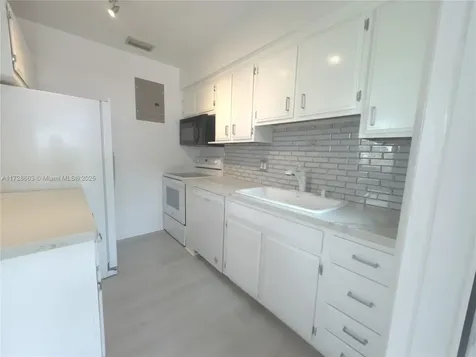 1309 NW 1st Avenue Fort Lauderdale FL 33311