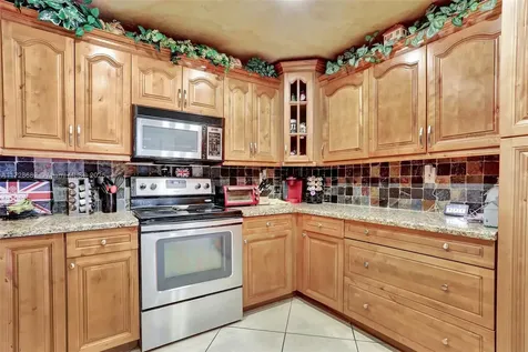 9814 NW 28th Place Coral Springs FL 33065
