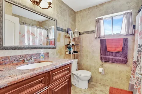 9814 NW 28th Place Coral Springs FL 33065