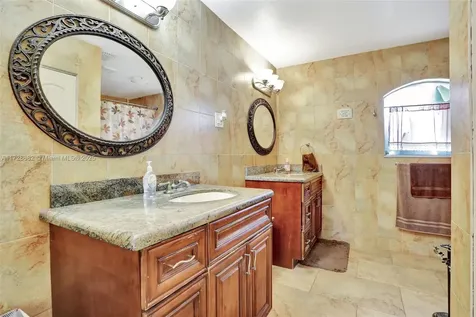 9814 NW 28th Place Coral Springs FL 33065