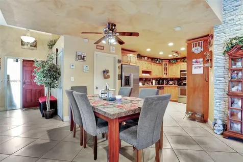 9814 NW 28th Place Coral Springs FL 33065