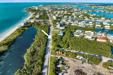 300 Coco Plum Marathon FL 33050