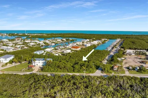 300 Coco Plum Marathon FL 33050