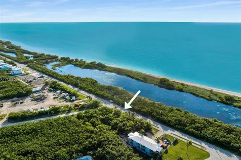 300 Coco Plum Marathon FL 33050