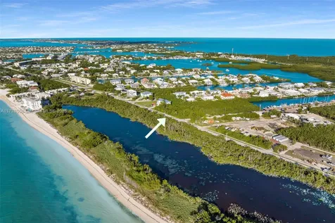 300 Coco Plum Marathon FL 33050