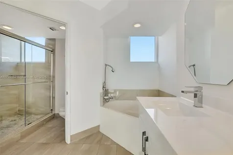 3370 Hidden Bay Drive Aventura FL 33180