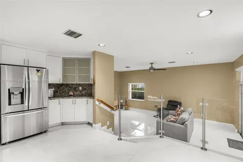 9793 NW 29th Terrace Doral FL 33172