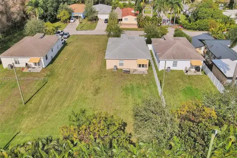 2924 Lincoln Street Hollywood FL 33020