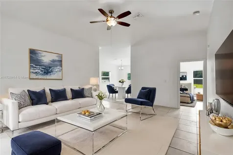 2924 Lincoln Street Hollywood FL 33020