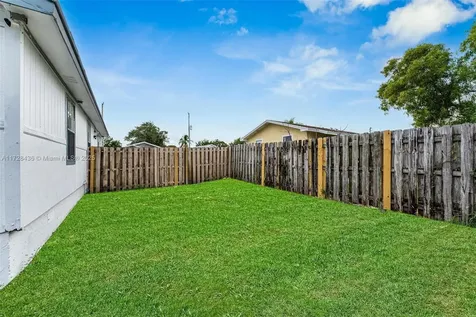 1448 W 32nd Street Riviera Beach FL 33404