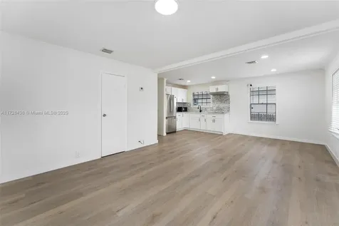 1448 W 32nd Street Riviera Beach FL 33404