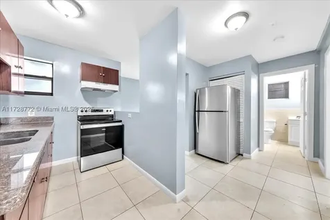 365 NW 8th Street Miami FL 33136