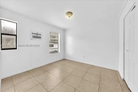 365 NW 8th Street Miami FL 33136
