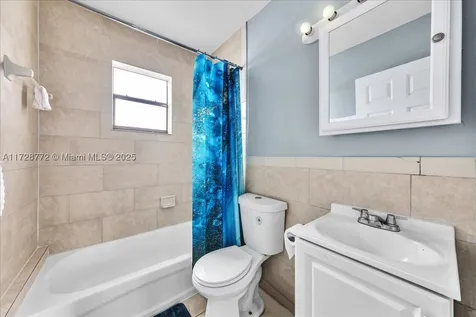 365 NW 8th Street Miami FL 33136