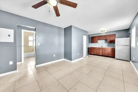 365 NW 8th Street Miami FL 33136