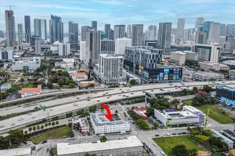 365 NW 8th Street Miami FL 33136