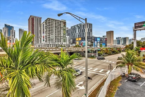 365 NW 8th Street Miami FL 33136