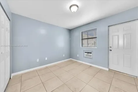 365 NW 8th Street Miami FL 33136