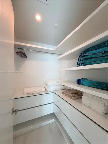 17550 Collins Avenue Sunny Isles Beach FL 33160