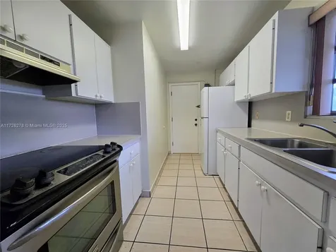 7200 NW 4th Street Miami FL 33126