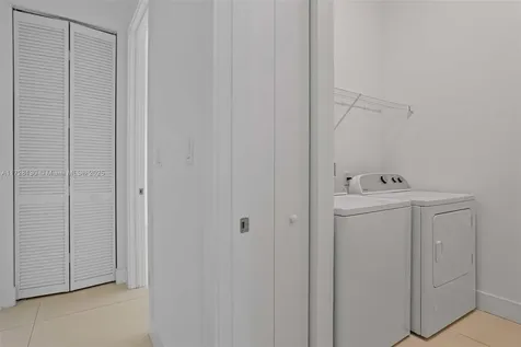 10296 NW 74th Terrace Doral FL 33178