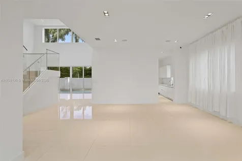10296 NW 74th Terrace Doral FL 33178