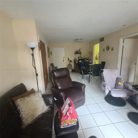 4803 NW 7th Street Miami FL 33126