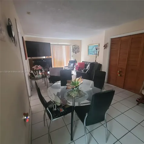 4803 NW 7th Street Miami FL 33126